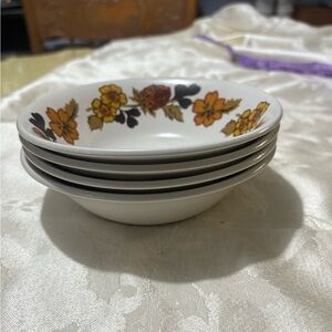 Vintage “Clover” Elegant White Ceramic Dinnerware with Floral Border